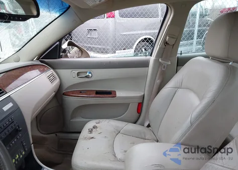 2005 Buick Lacrosse Cxl z USA, uszkodzony, nr VIN 2G4WD532651239004